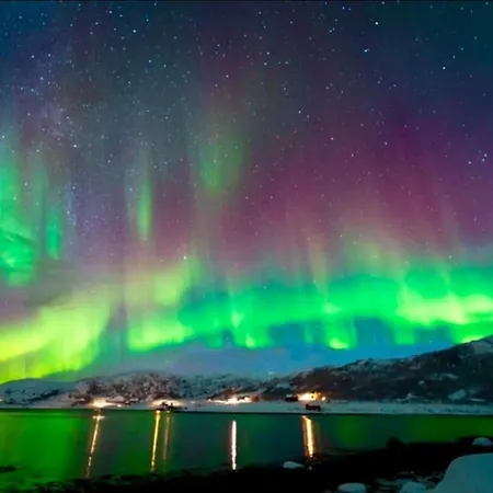 I Hjertet Av Nordens Paris. * Tromsø